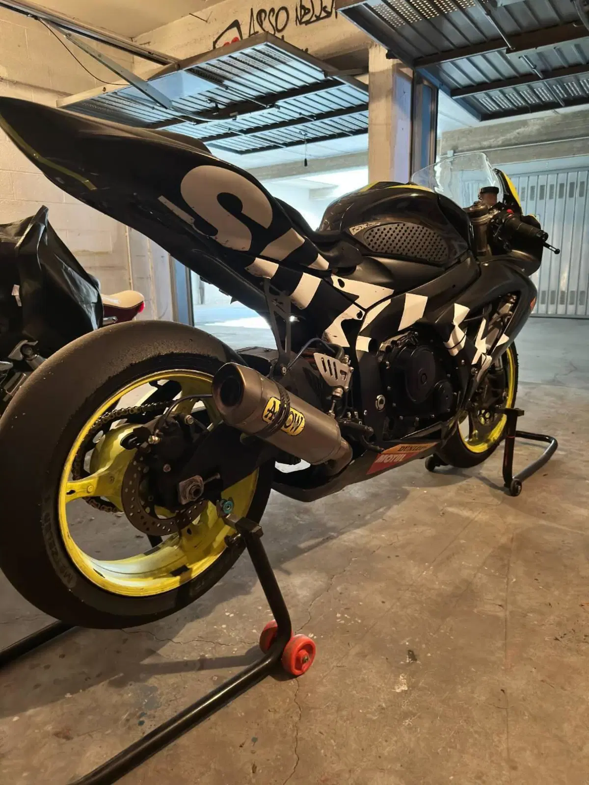 Suzuki GSX R 600 (2008 - 10) (3)