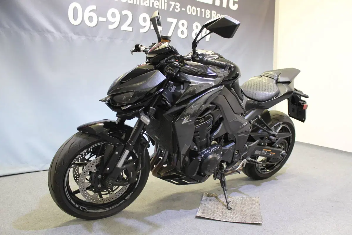 Kawasaki Z 1100 (2026) (12)