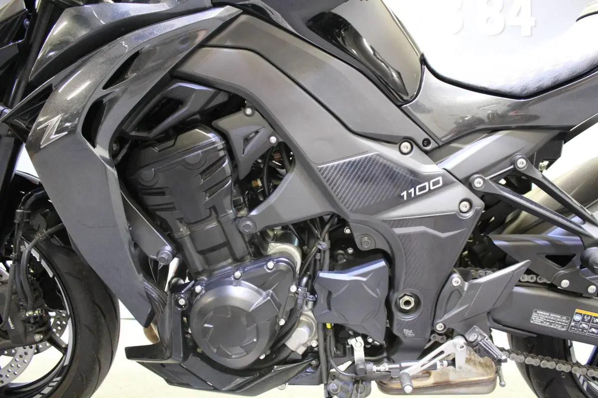 Kawasaki Z 1100 (2026) (16)