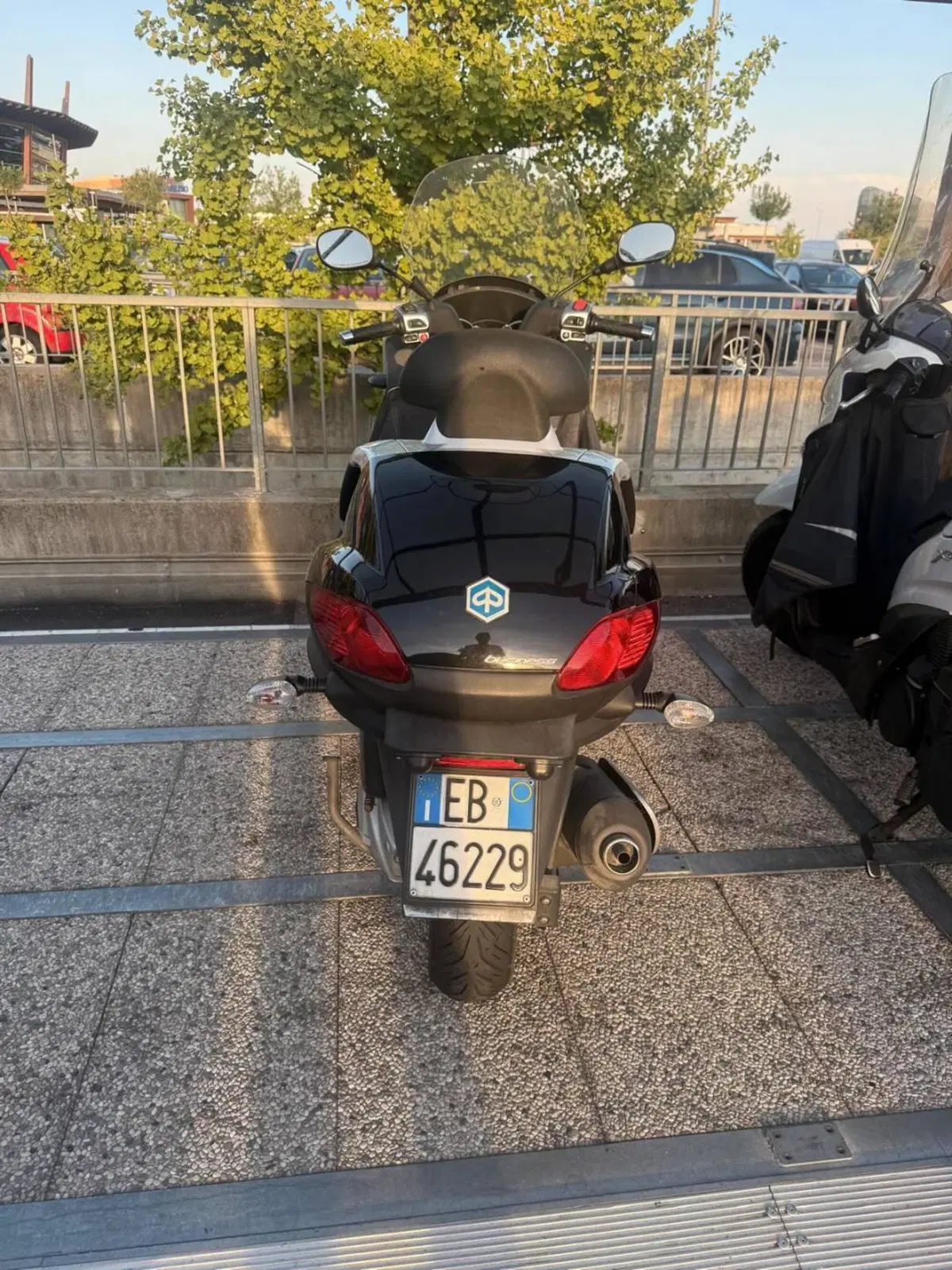 Piaggio MP3 300 Touring/LT (2011 - 13) (3)