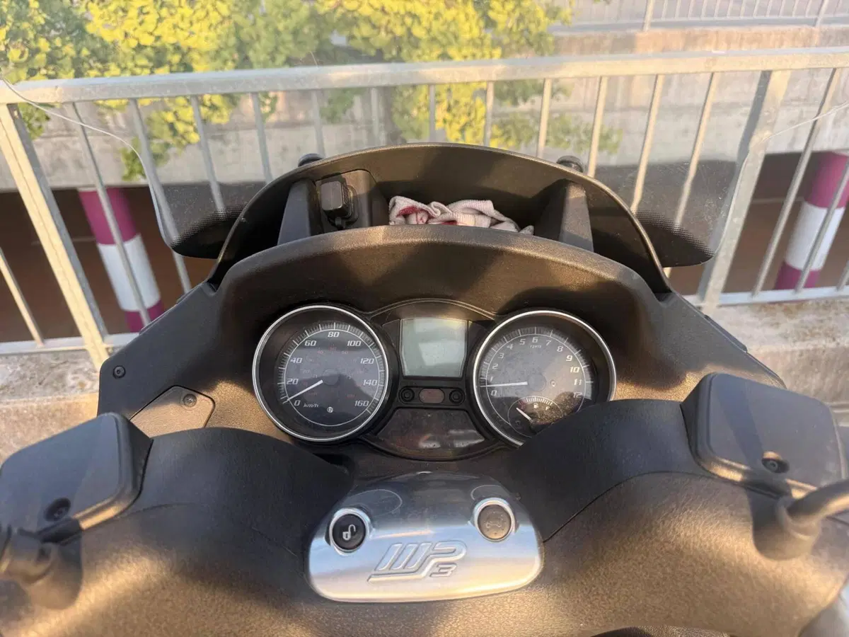 Piaggio MP3 300 Touring/LT (2011 - 13) (6)