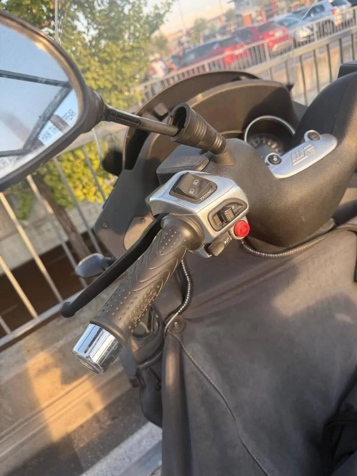 Piaggio MP3 300 Touring/LT (2011 - 13) (7)