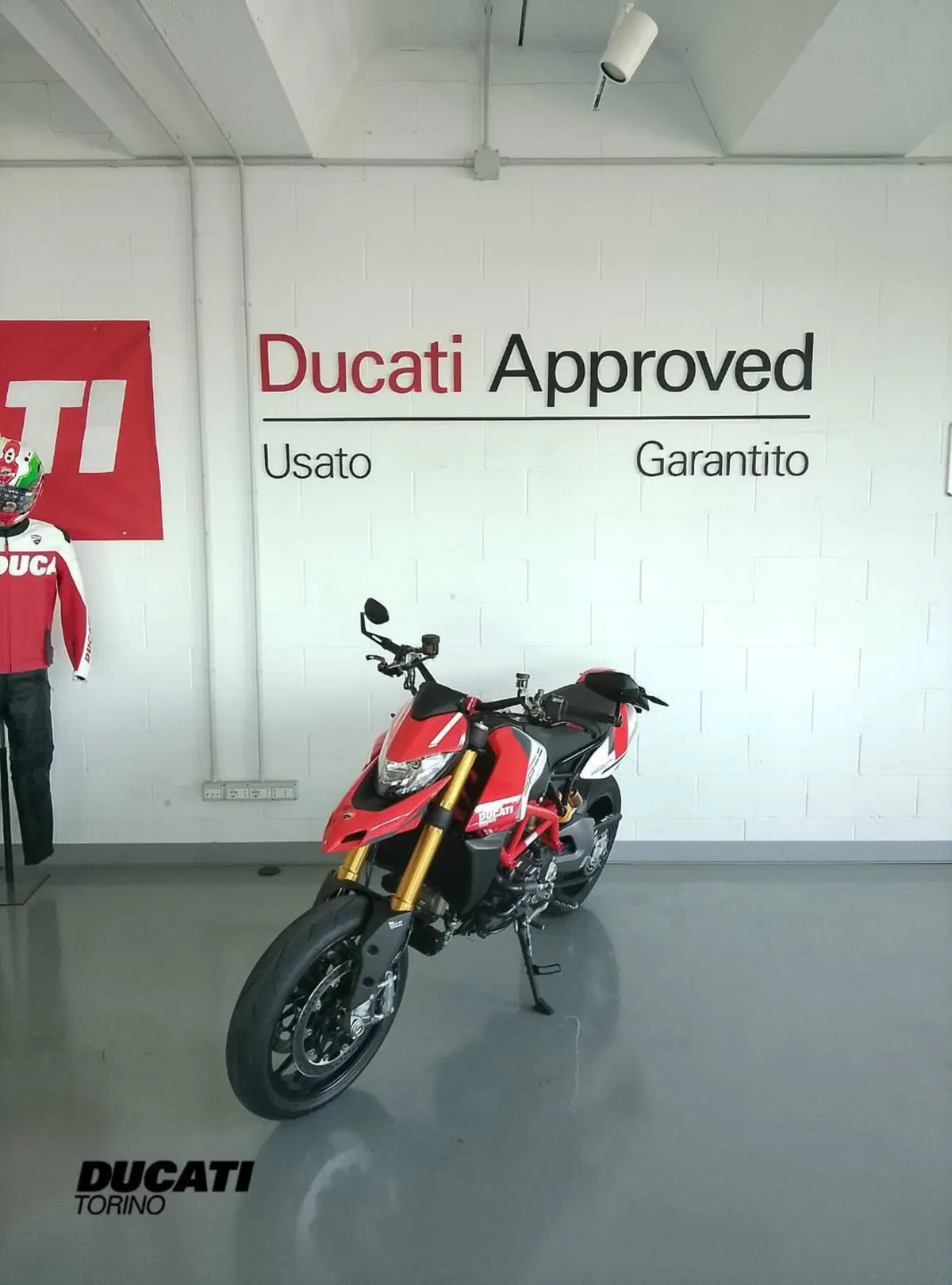 Ducati Hypermotard 950 SP (2022 - 25) (2)