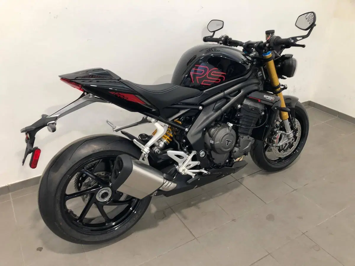 Triumph Speed Triple 1200 RS (2025 - 26) (8)