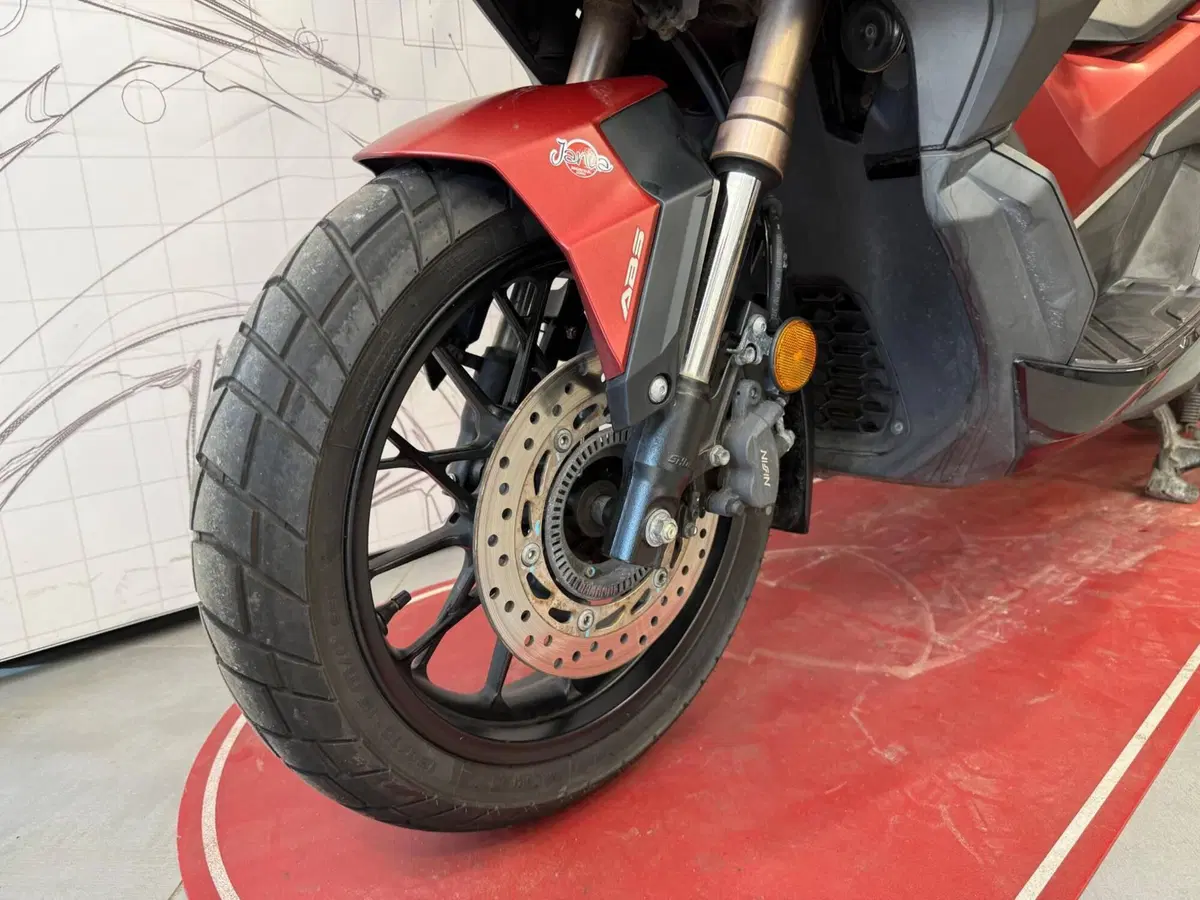 Honda ADV 350 (2022 - 24) (9)