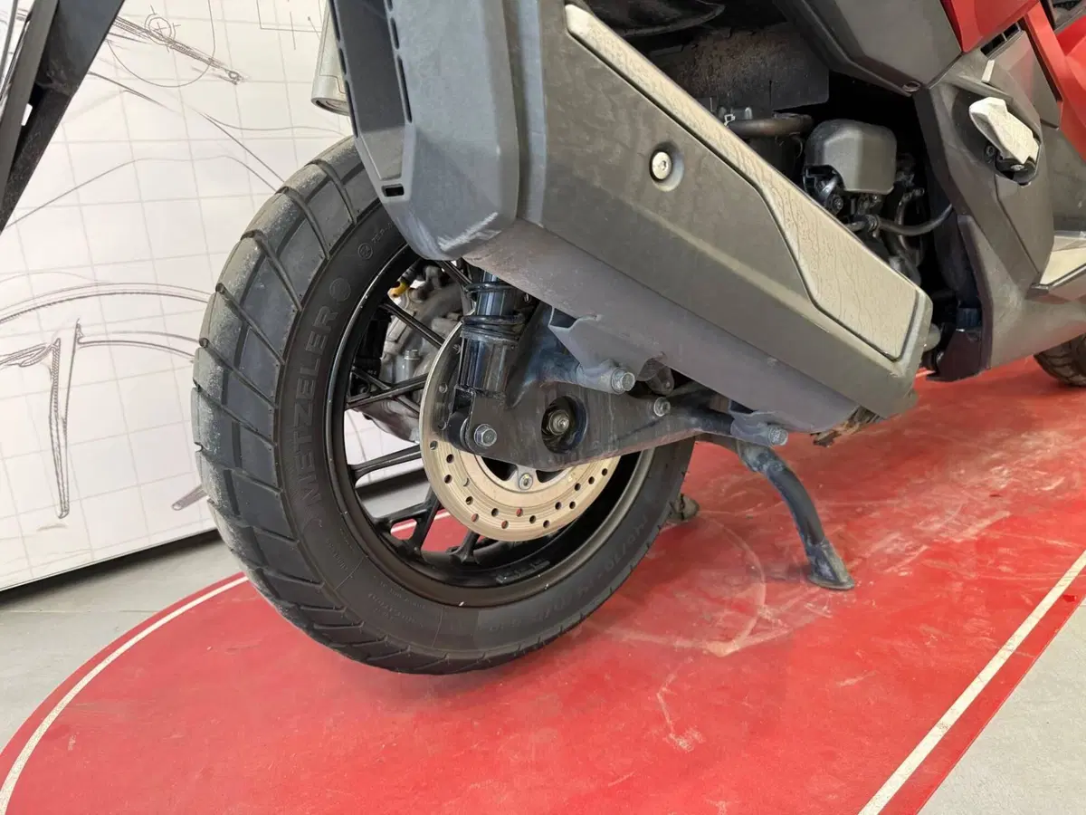 Honda ADV 350 (2022 - 24) (12)