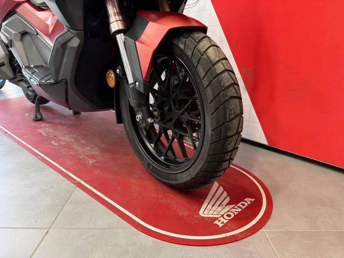 Honda ADV 350 (2022 - 24) (10)