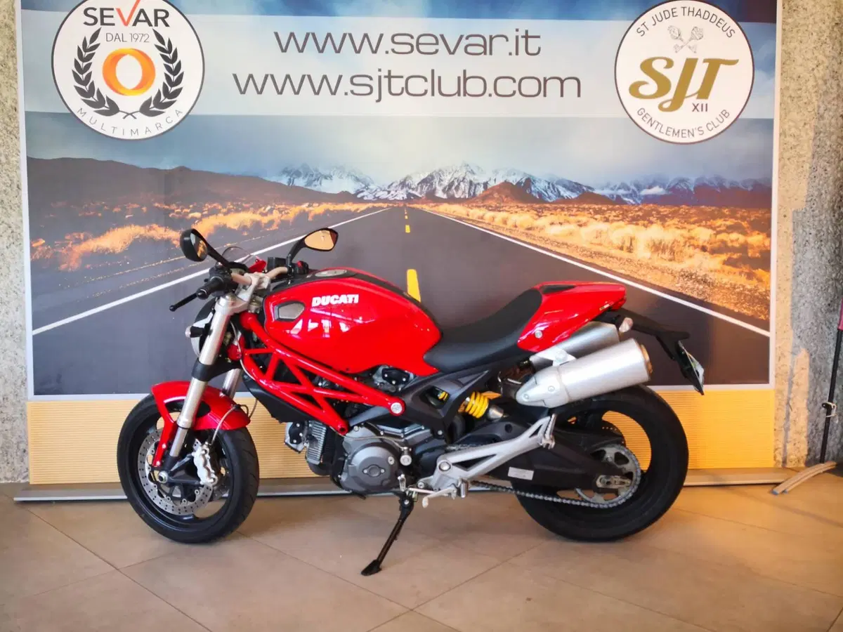 Ducati Monster 696 (2008 - 13) (7)