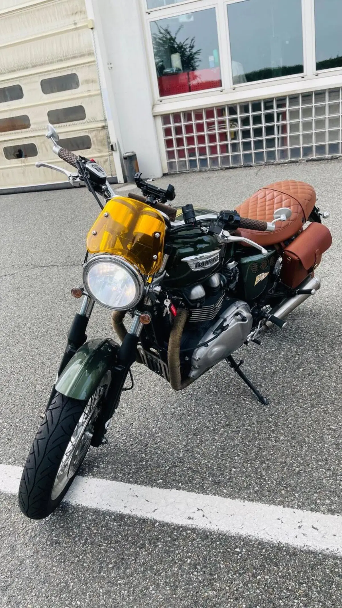 Triumph Thruxton 900 (2004 - 15)