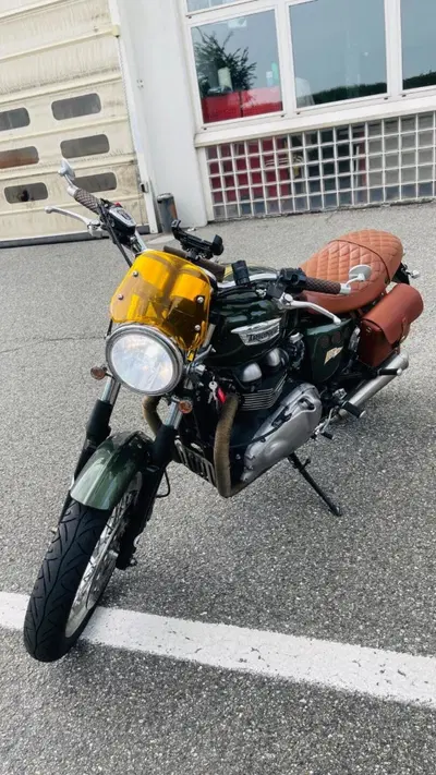 Triumph Thruxton 900 (2004 - 15) usata
