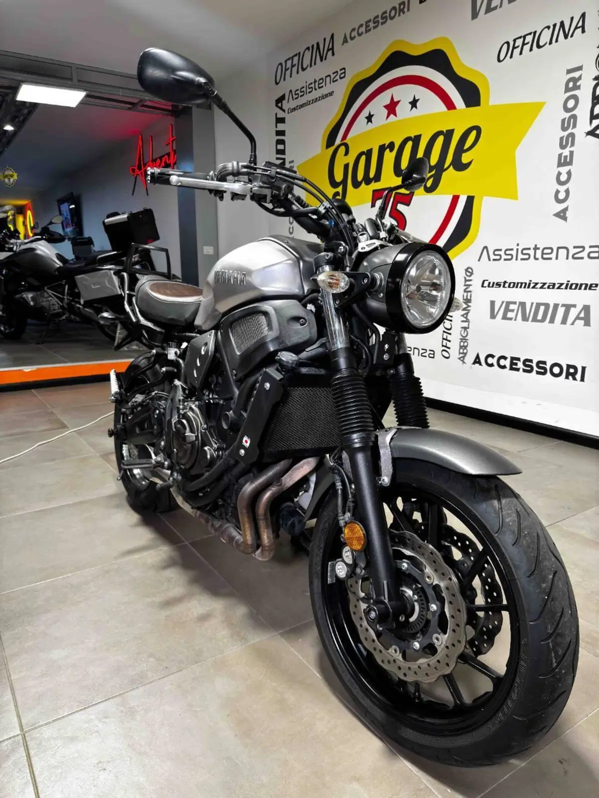 Yamaha XSR 700 ABS (2016 - 20) (2)