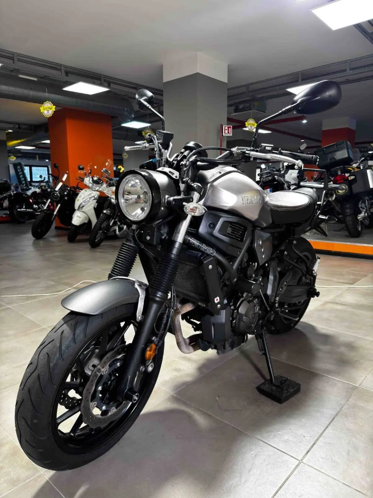 Yamaha XSR 700 ABS (2016 - 20) (3)