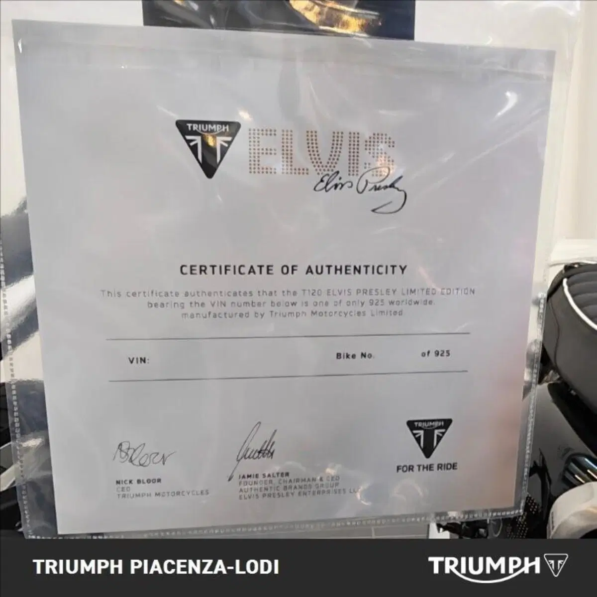 Triumph Bonneville T120 Elvis (2024 - 26) (12)