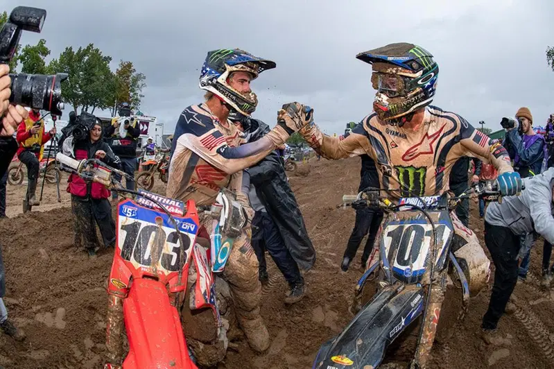 Con Chase Sexton a Red Bud dopo l'arrivo. Loro due insieme a Justin Cooper riportarono i colori a stelle e strisce sul tetto del mondo