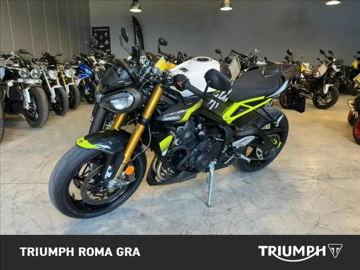 Triumph Street Triple 765 Moto2 (2026) (2)