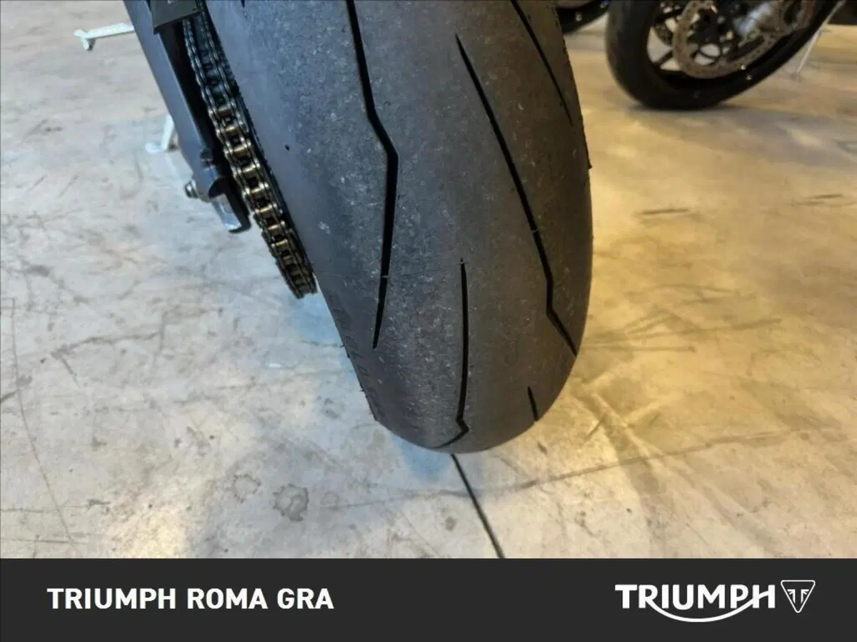 Triumph Street Triple 765 Moto2 (2026) (20)