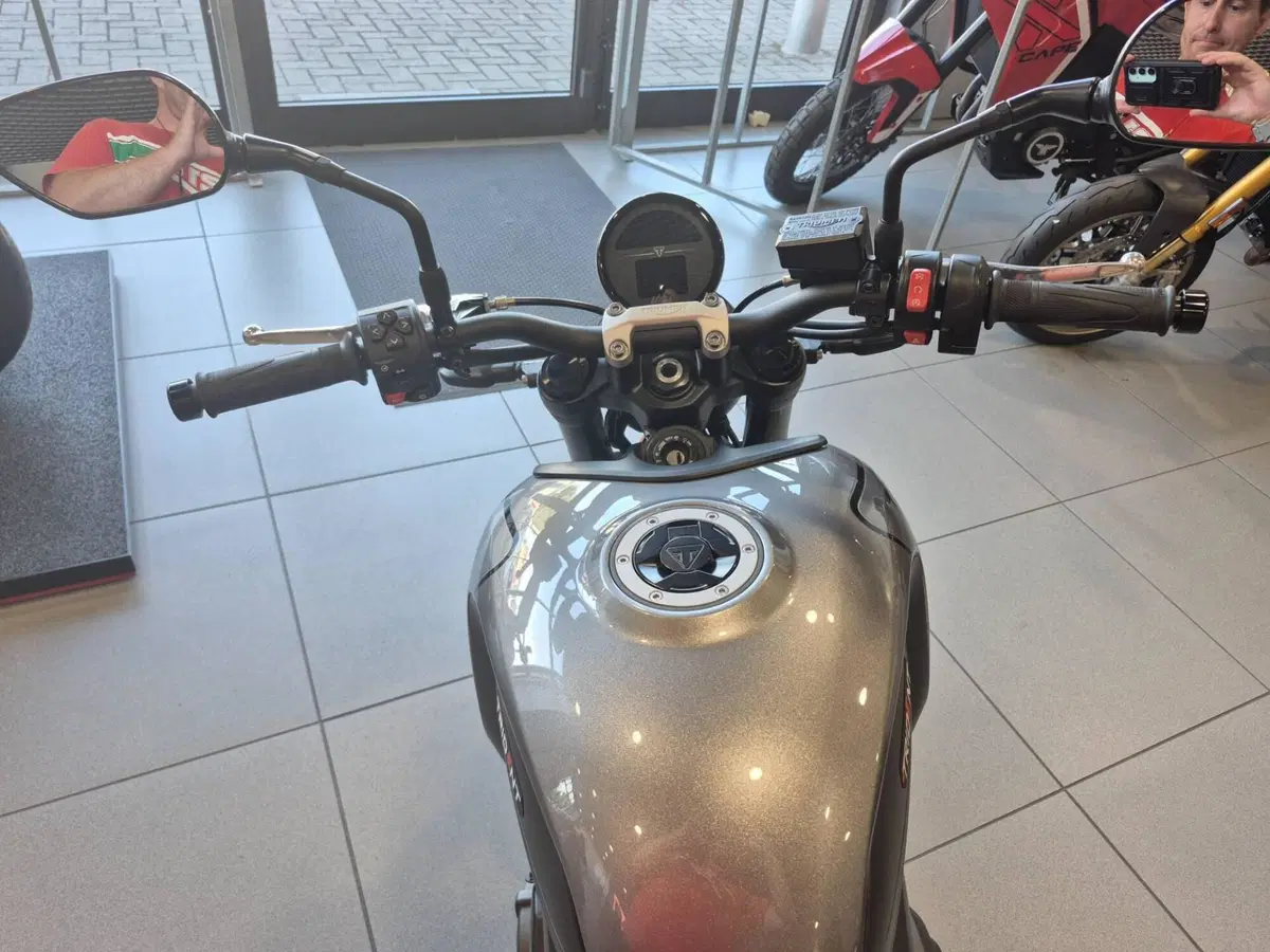 Triumph Trident 660 (2021 - 24) (6)