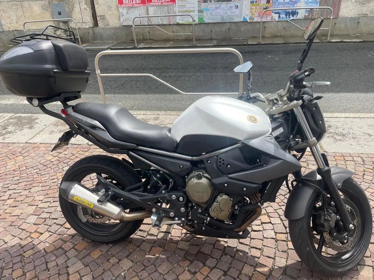 Yamaha XJ6 (2008 - 15) (4)