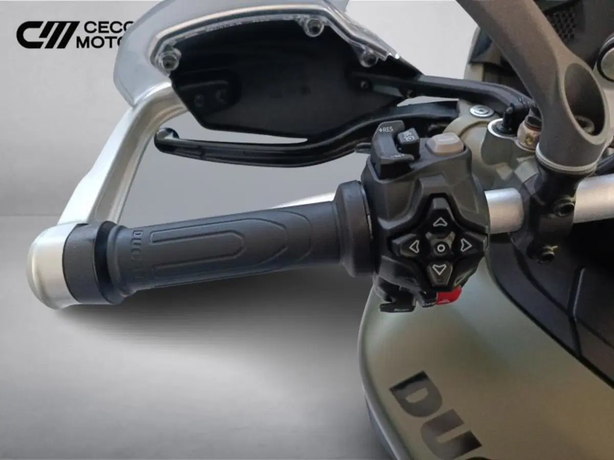 Ducati Multistrada V2 S (2025 - 26) (12)