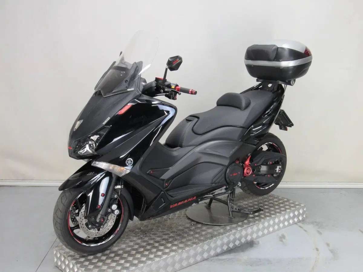 Yamaha T-Max 530 ABS (2012 - 14) (4)
