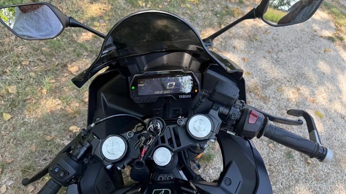 Yamaha YZF R125 (2021 - 22) (10)