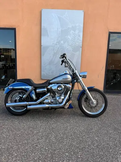 Harley-Davidson 1584 Super Glide Custom (2008 - 13) - FXDC usata