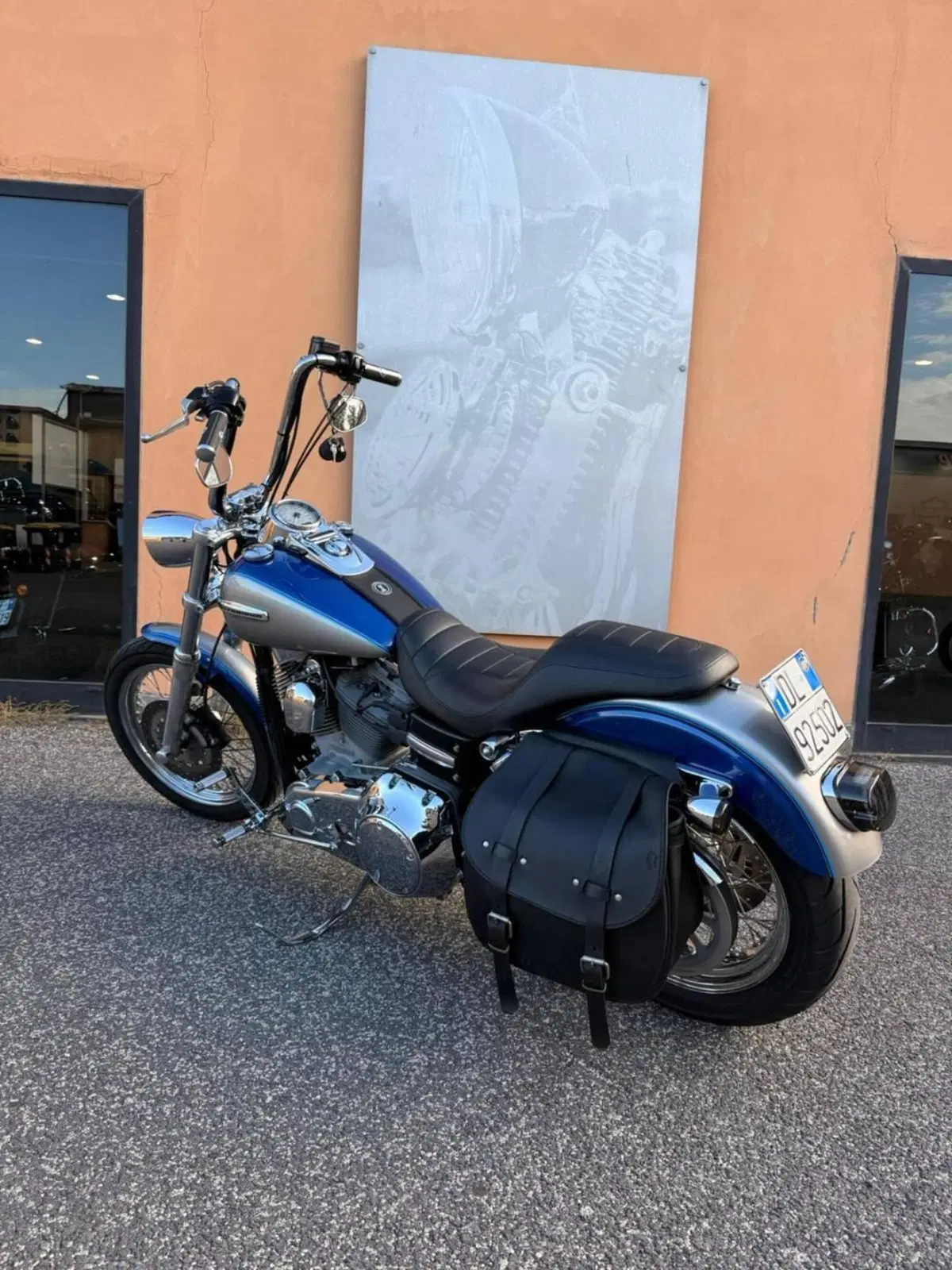 Harley-Davidson 1584 Super Glide Custom (2008 - 13) - FXDC (2)