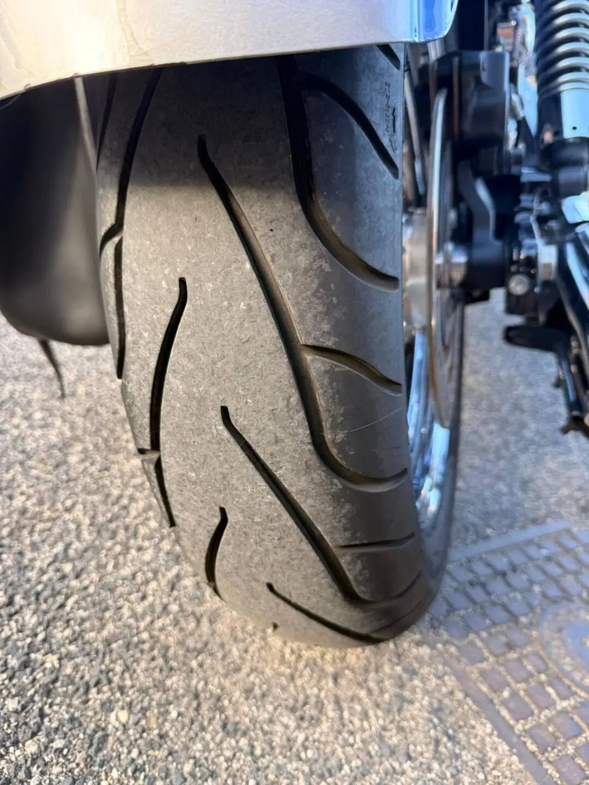 Harley-Davidson 1584 Super Glide Custom (2008 - 13) - FXDC (20)