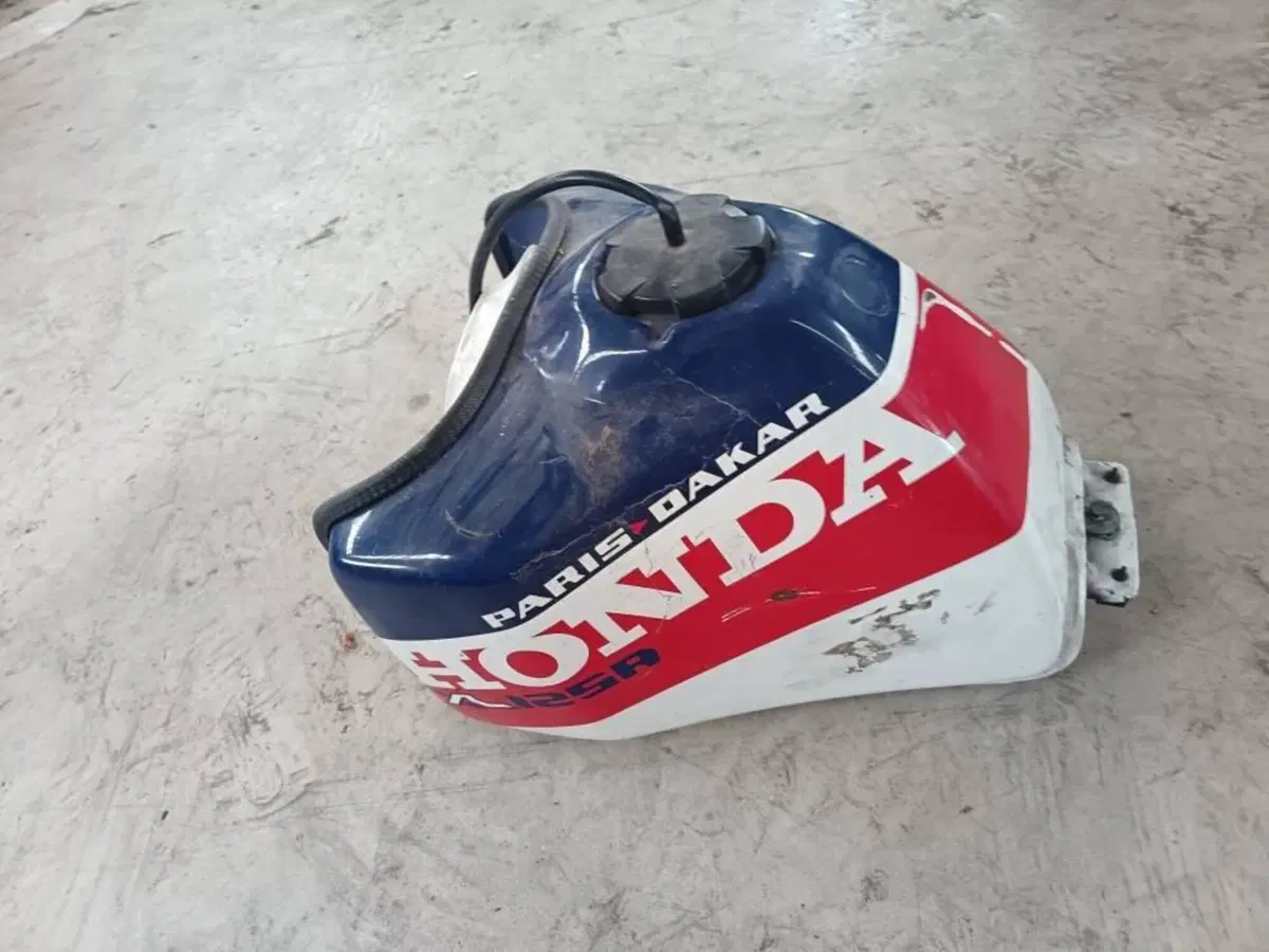Ricambi Usati Originali Honda XL 125 R Paris Dakar (12)