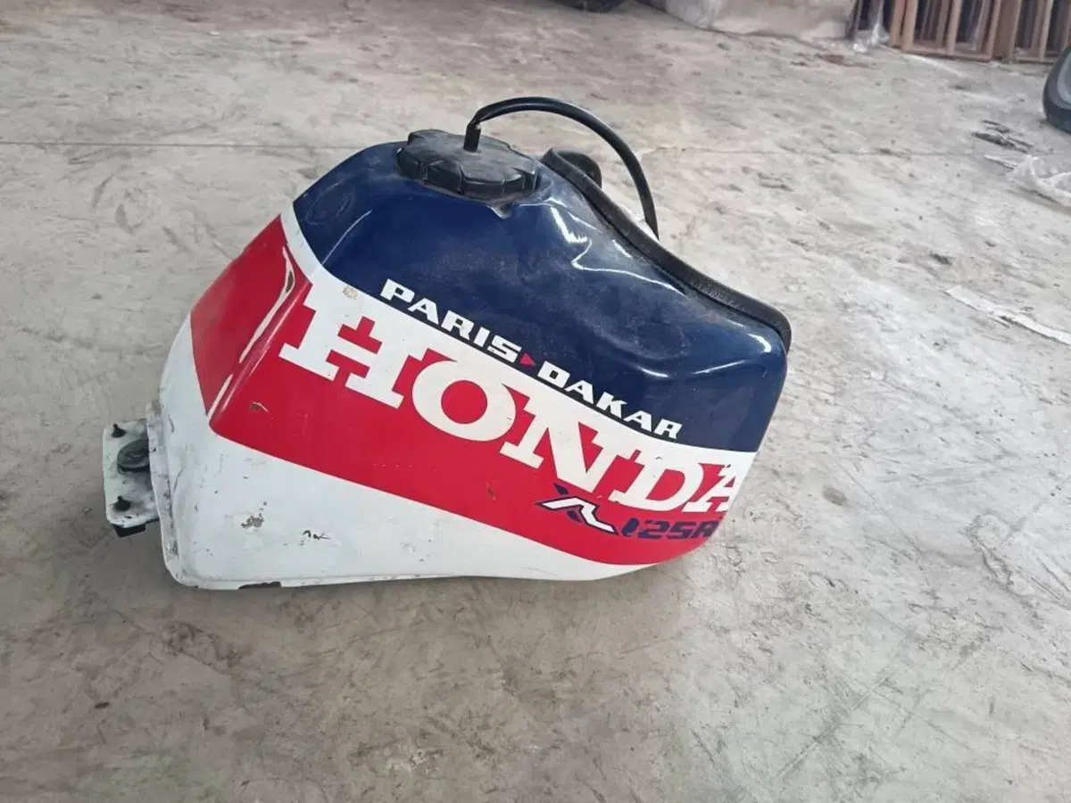 Ricambi Usati Originali Honda XL 125 R Paris Dakar (13)