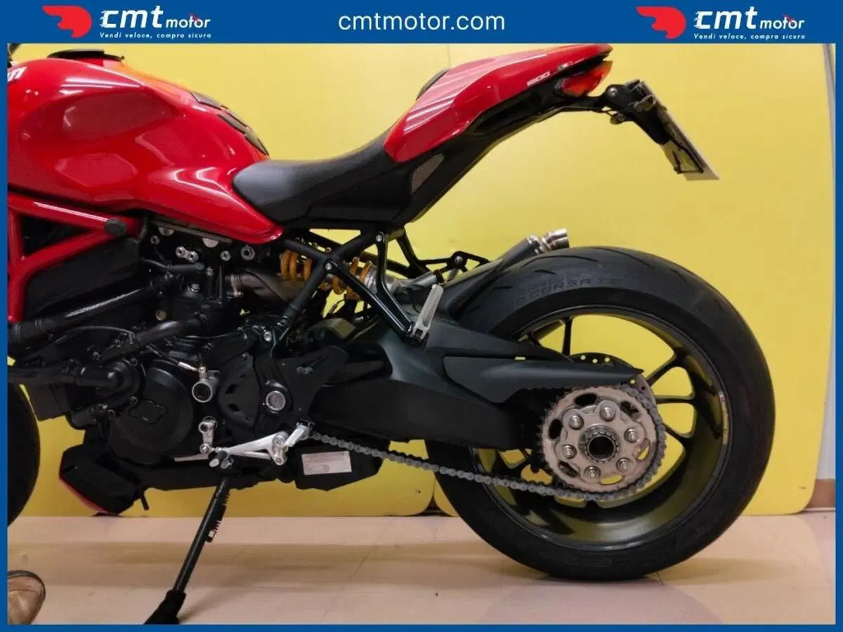 Ducati Monster 1200 R (2016 - 19) (9)