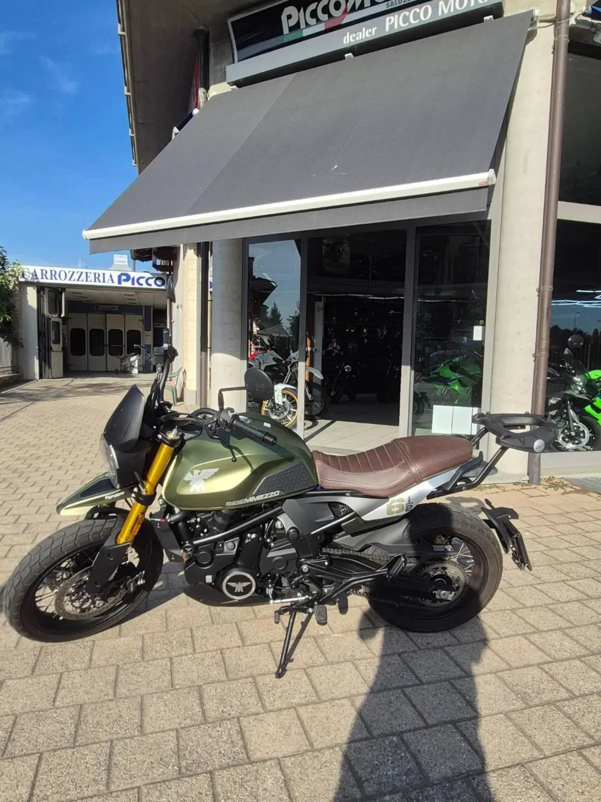 Moto Morini SEIEMMEZZO SCR (2022 - 26) (9)