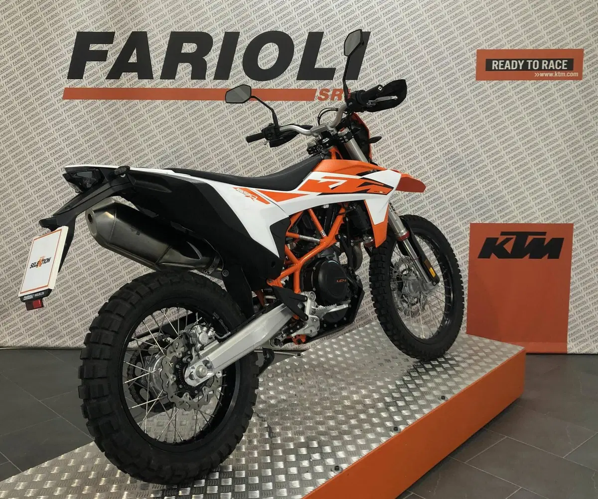 KTM 690 Enduro R (2026 - 27) (11)