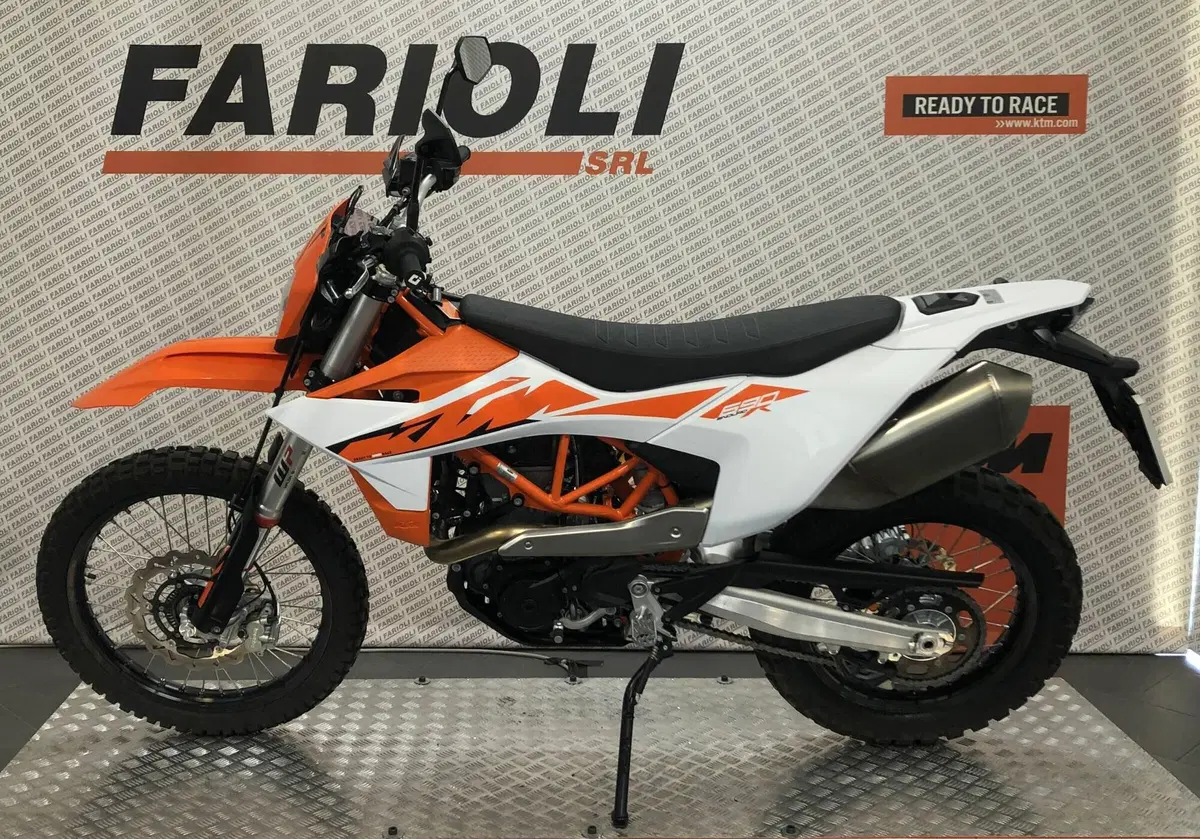 KTM 690 Enduro R (2026 - 27) (14)