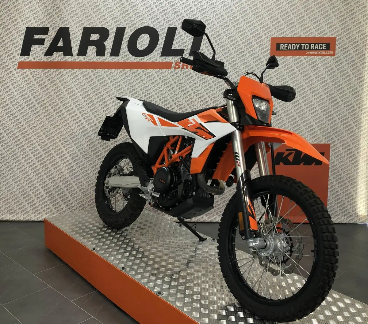 KTM 690 Enduro R (2026 - 27) (17)