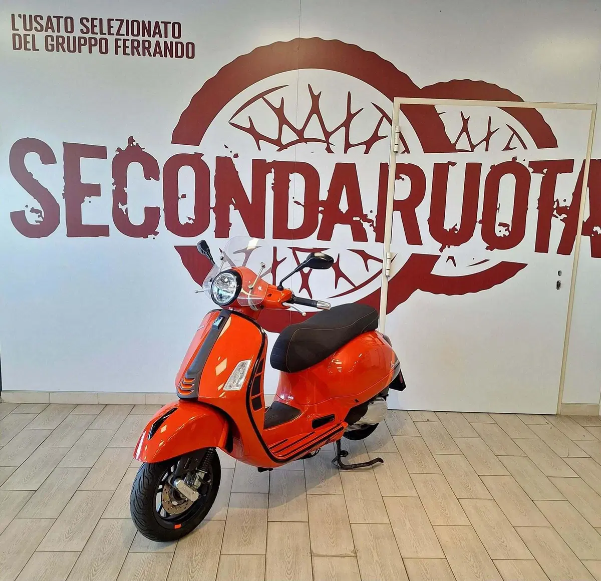 Vespa GTS 300 Super Sport (2023 - 24) (2)