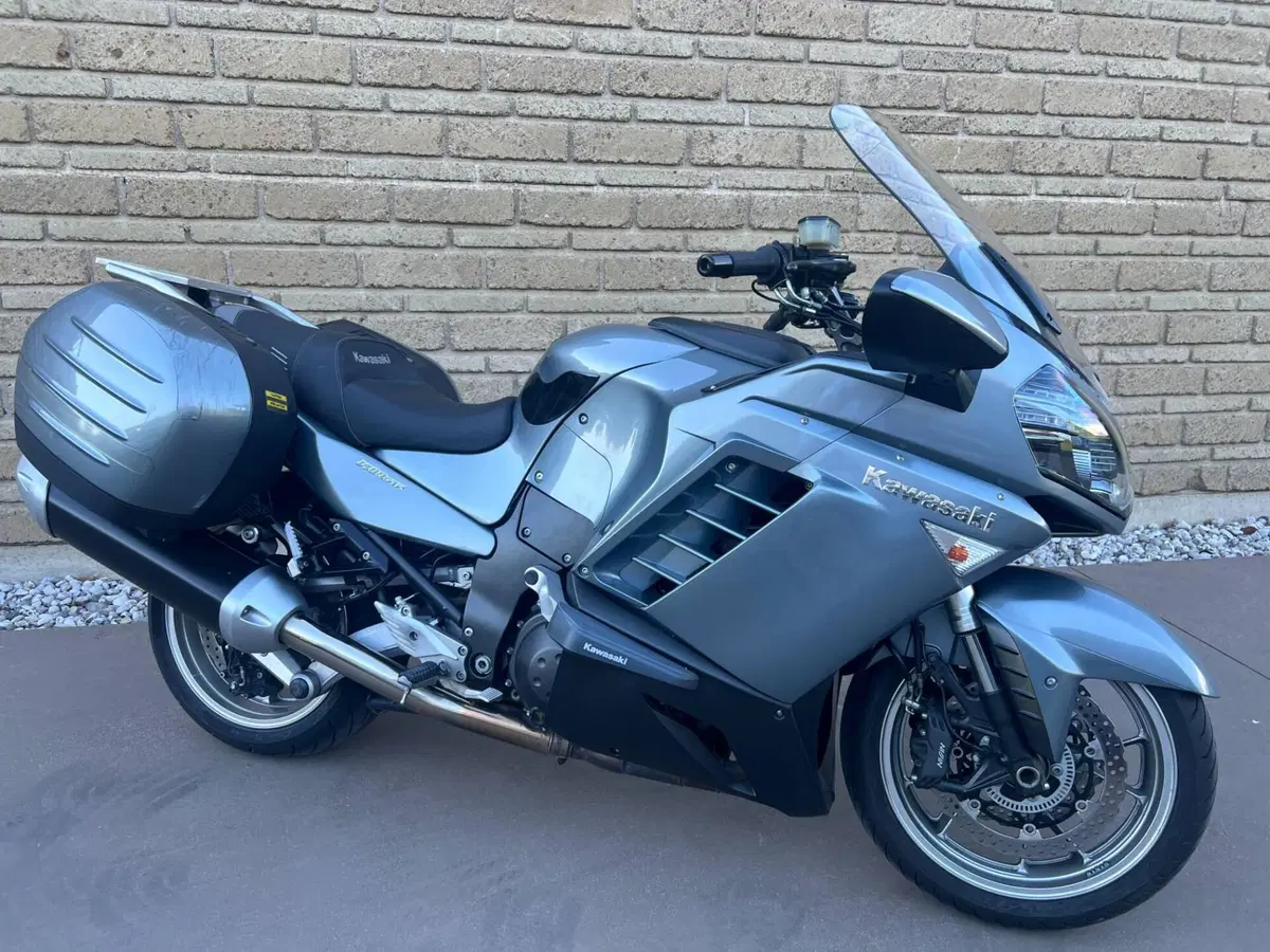Kawasaki GTR 1400 (2007 - 09)