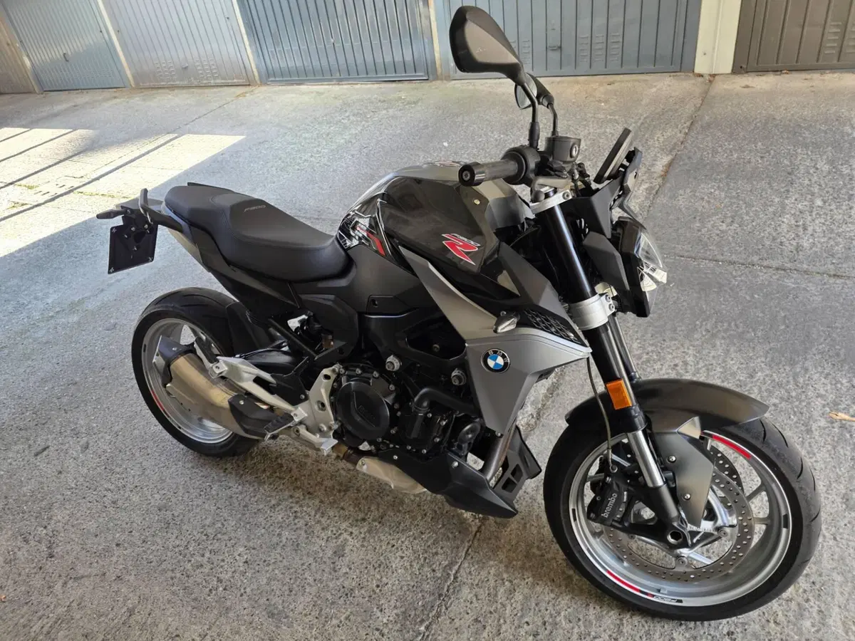 Bmw F 900 R (2021 - 24) (2)