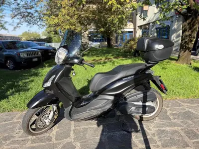 Piaggio Beverly 350 Police ABS-ASR (2018 - 20) usata