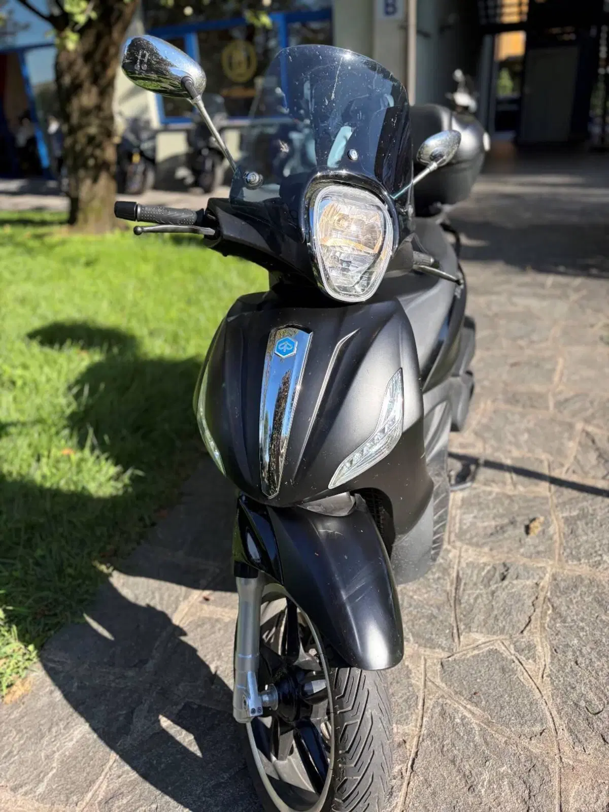 Piaggio Beverly 350 Police ABS-ASR (2018 - 20) (3)