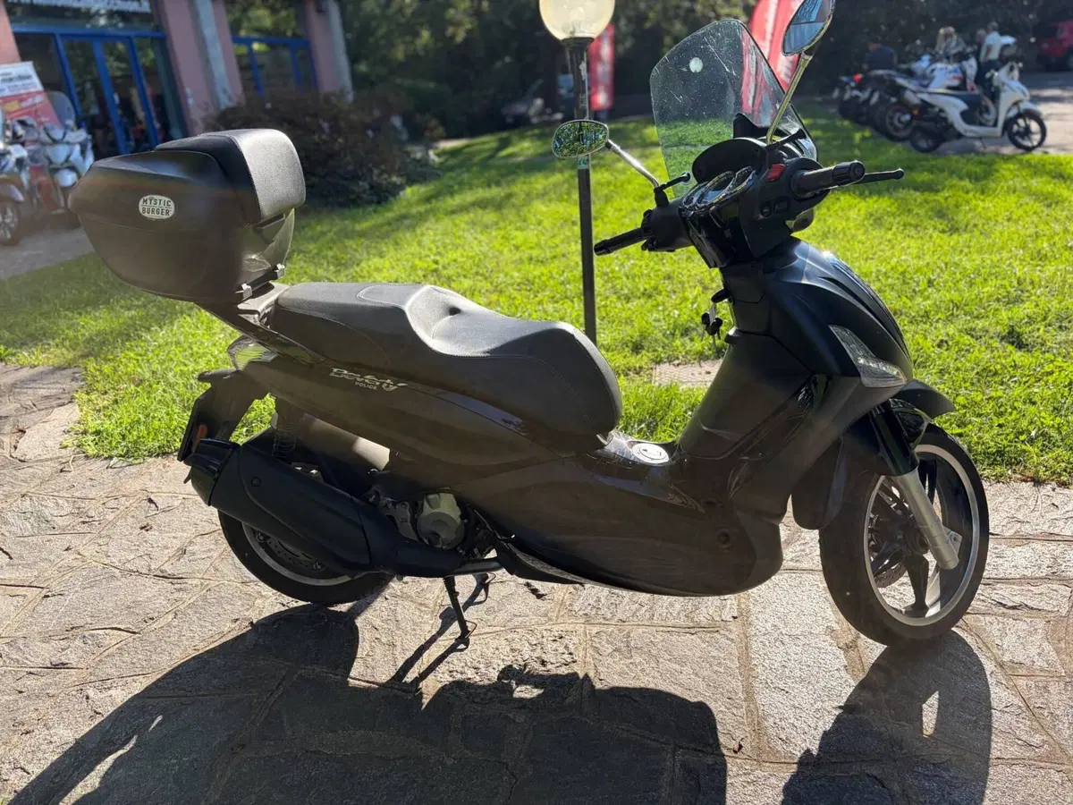 Piaggio Beverly 350 Police ABS-ASR (2018 - 20) (5)
