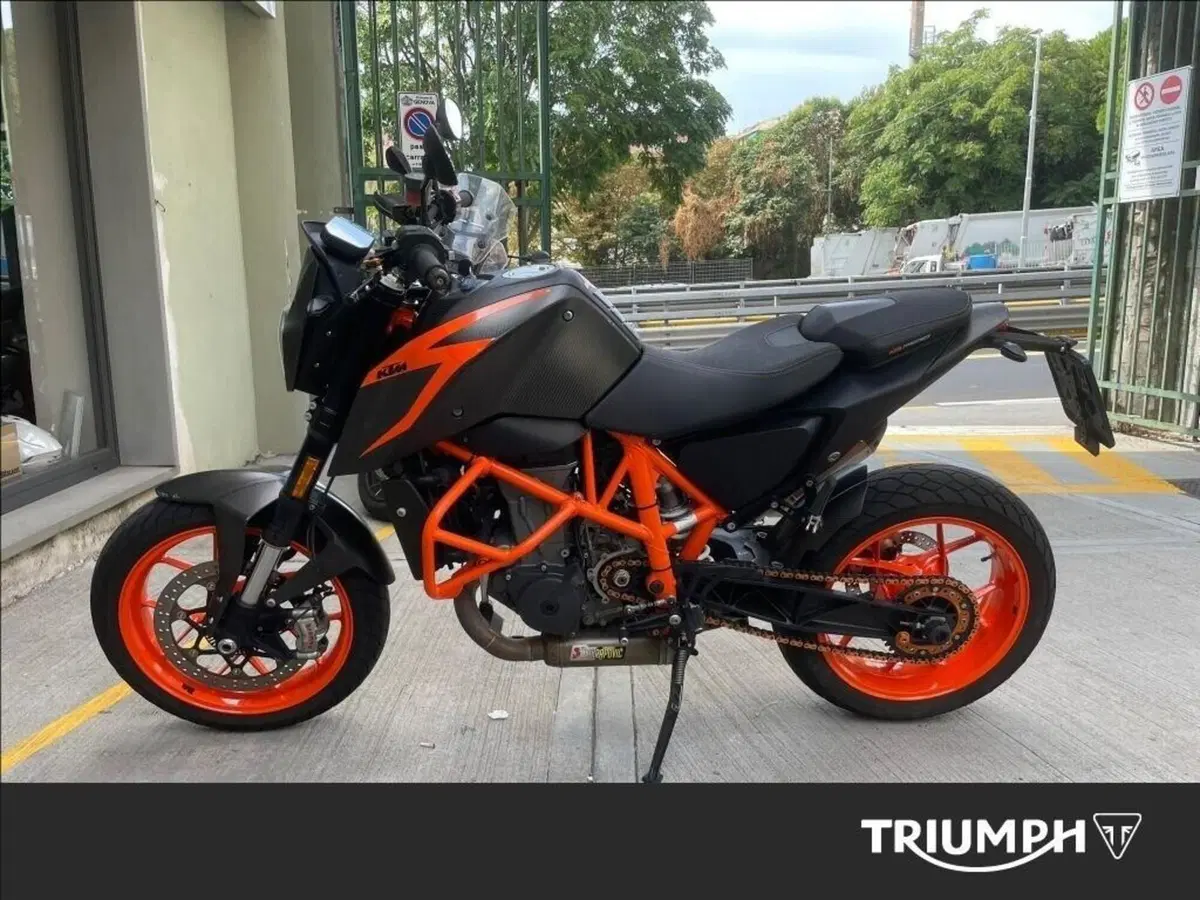 KTM 690 Duke R (2016 - 17) (3)