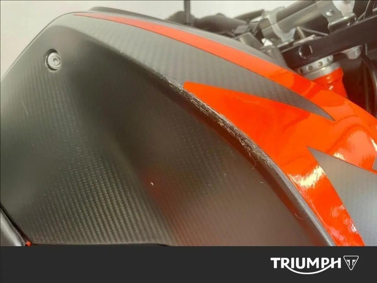 KTM 690 Duke R (2016 - 17) (9)