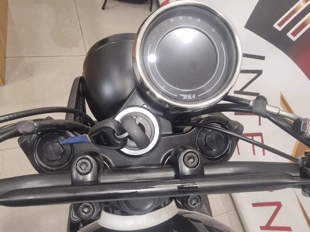 Bsa Scrambler 650 (2025 - 26) (12)