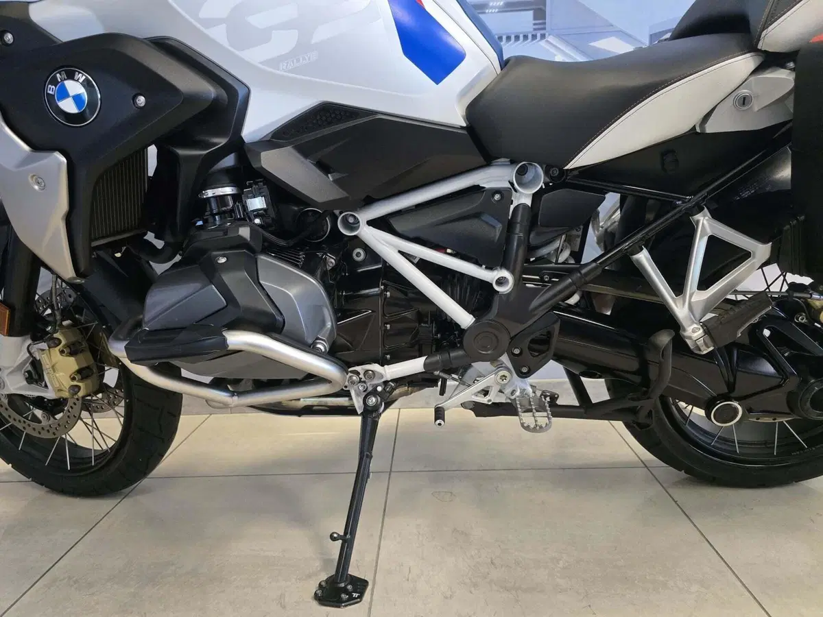 Bmw R 1250 GS (2021 - 24) (9)
