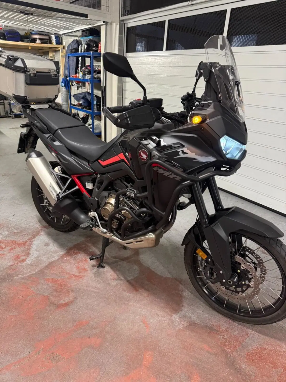 Honda Africa Twin CRF 1100L ES DCT (2024 - 26) (4)