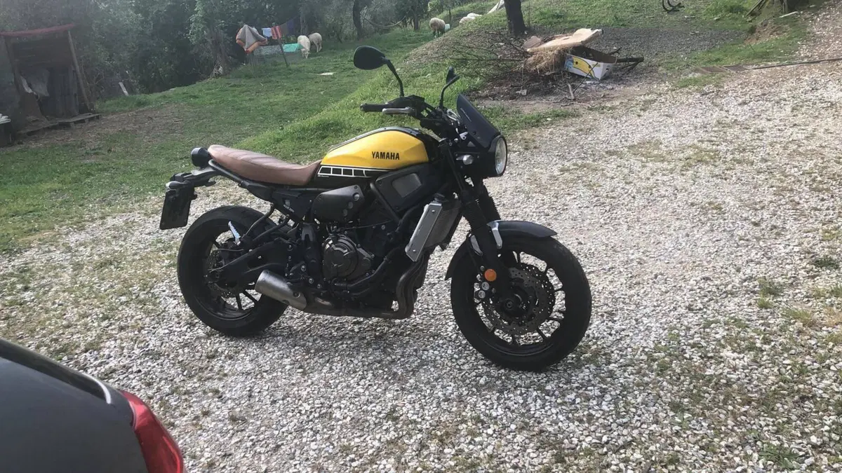 Yamaha XSR 700 ABS 60th Anniversary (2016 - 18) (2)