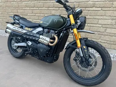 Triumph Scrambler 900 (2026) usata