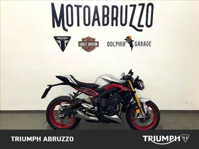 Triumph Street Triple 765 RX (2026) usata