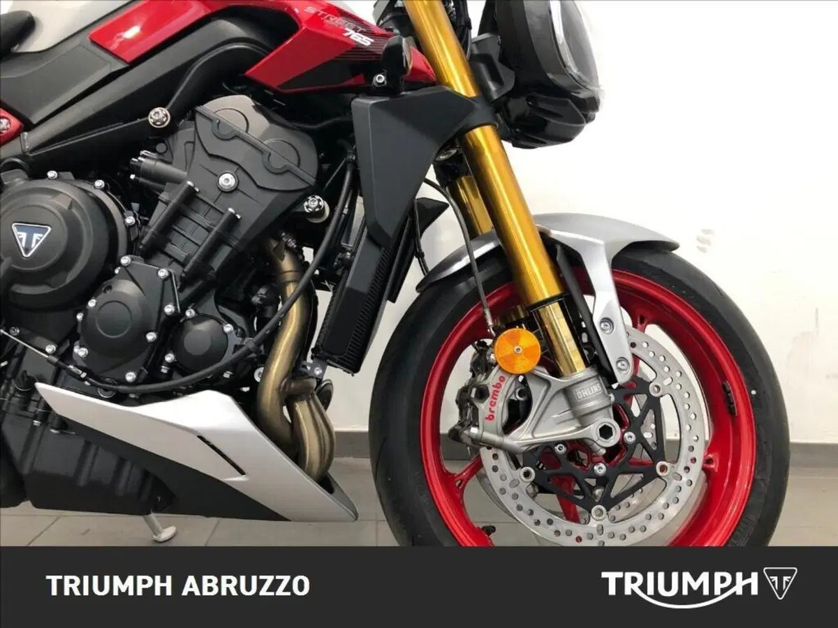 Triumph Street Triple 765 RX (2026) (7)
